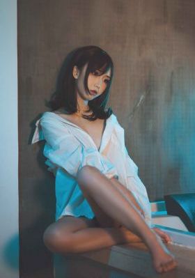 高清女生复古欧美_HD免费观看最新